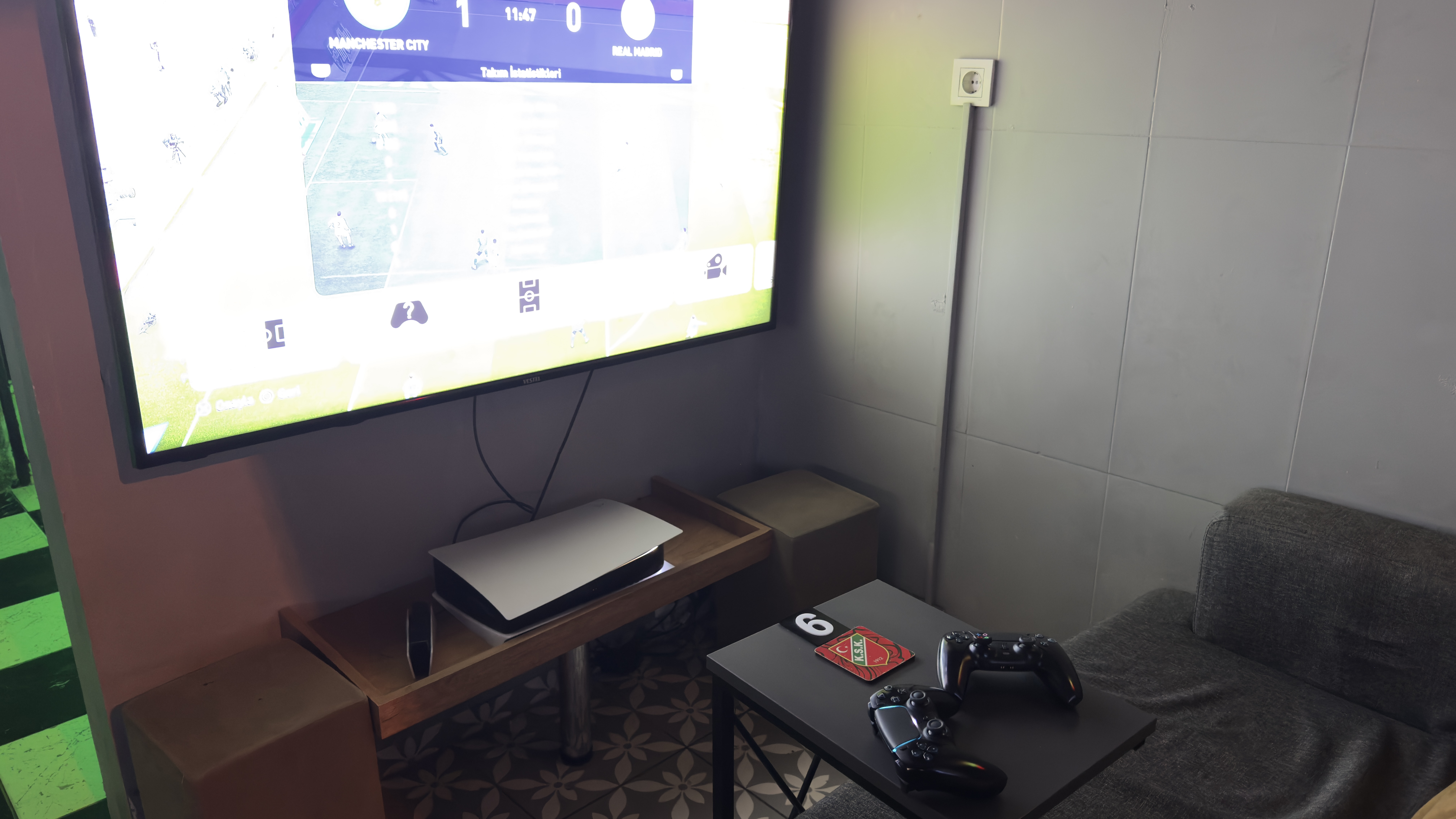 FIFA Lounge